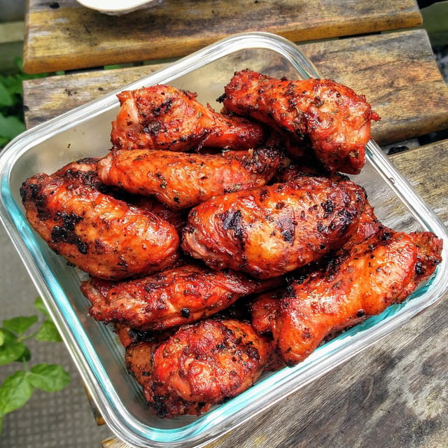 12 PCS of Chilli Garlic wings.