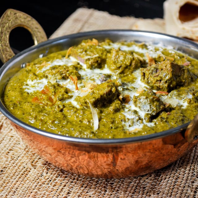 Lamb Saag Tray.