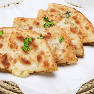 Chicken Cheese Naan