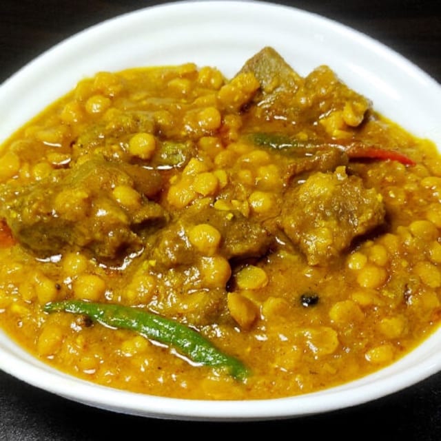 Dal Gosht Tray.