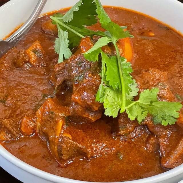Bhuna Goat Tray.