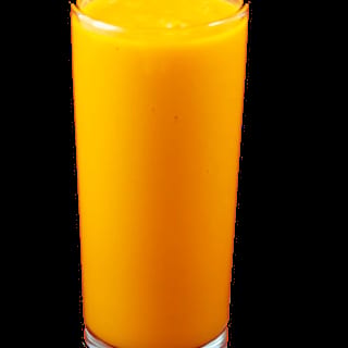 Mango Lassi (Traditional Yogurt Drink)