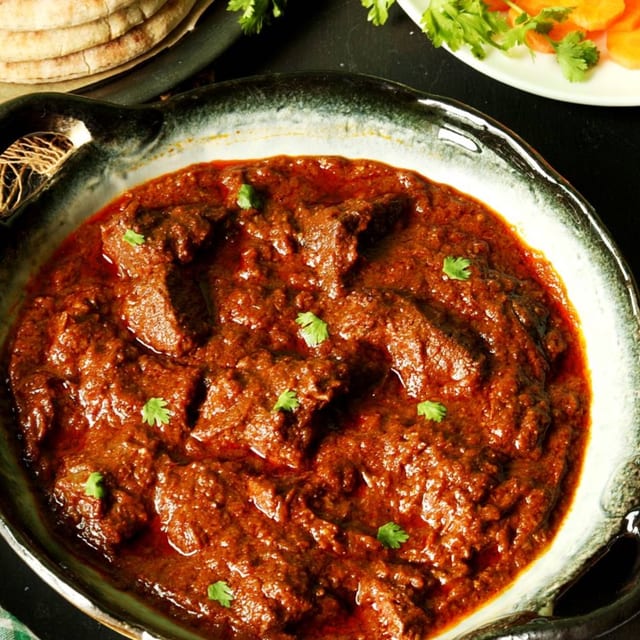 Lamb Vindaloo Tray.