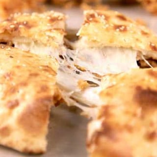 Naan Stuffed with Cheese (LS)