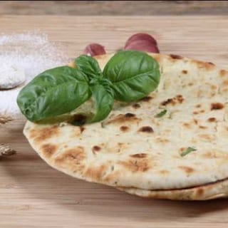 Basil Garlic Naan (LS)